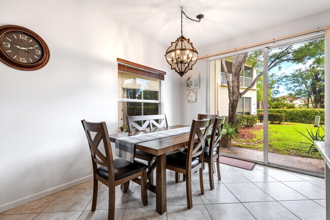 Building Photo - 12582 Shoreline Dr