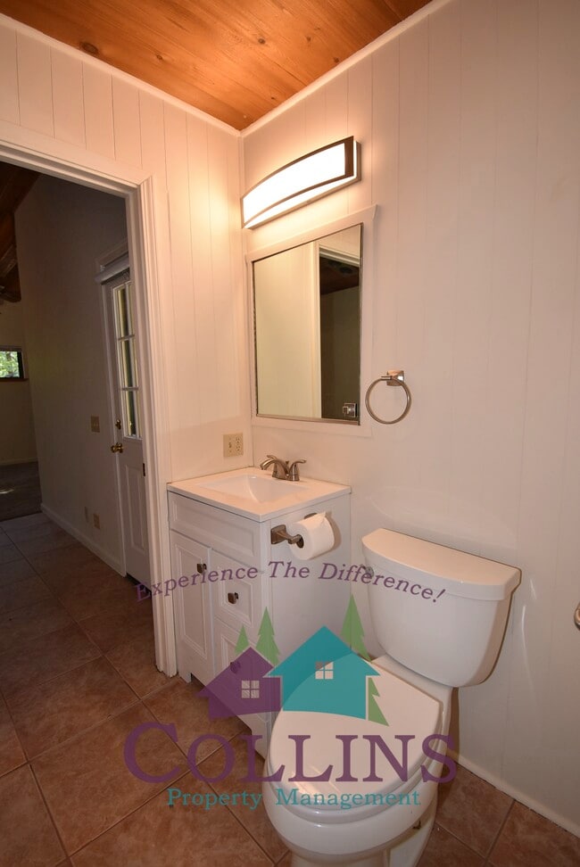 Building Photo - 20183 Casa Loma Dr