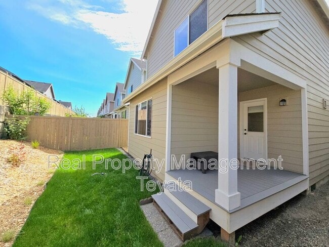 Building Photo - 4756 Parker St
