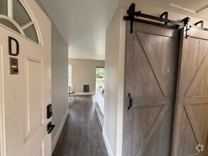 Building Photo - Recently Remodeled Condo in Villa La Jolla...