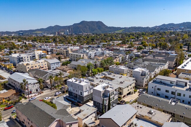 Building Photo - Luxury 2026 Townhomes with Massive Bedrooms + Decks with Views