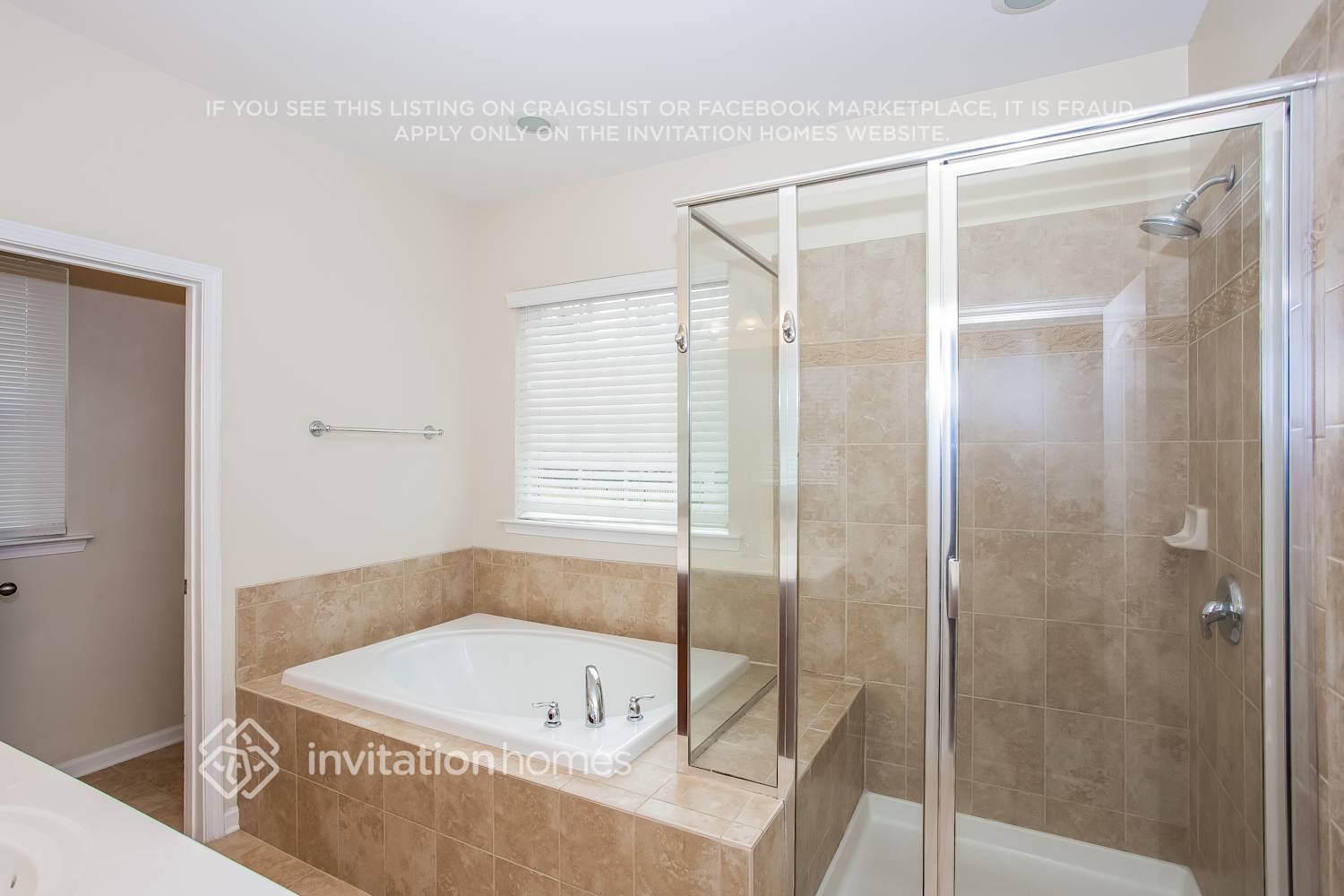 Building Photo - 15913 Oxford Glenn Dr