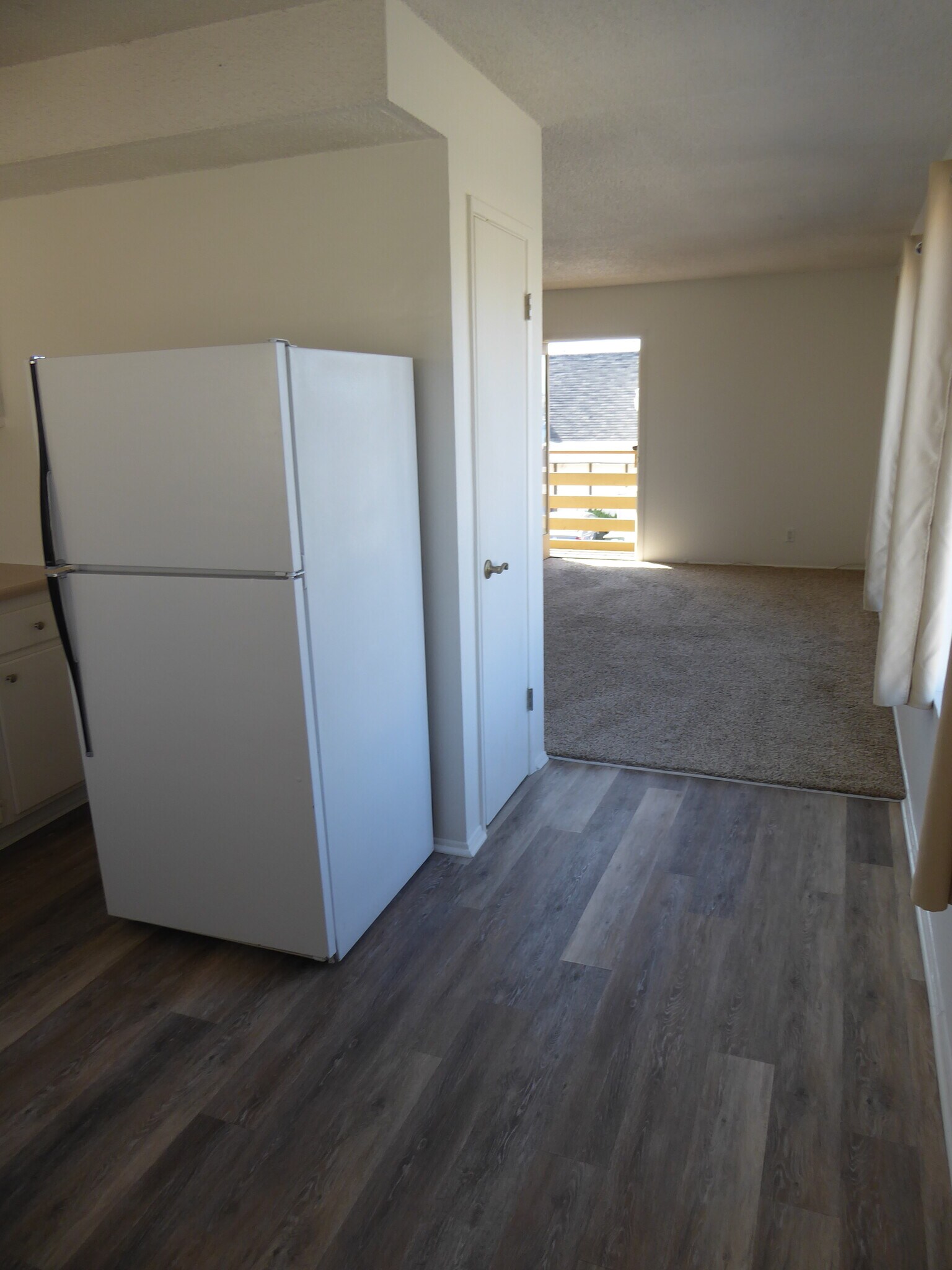 Building Photo - 218 Melrose Dr