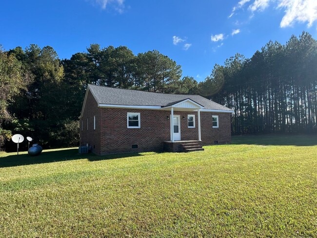 Building Photo - House for rent