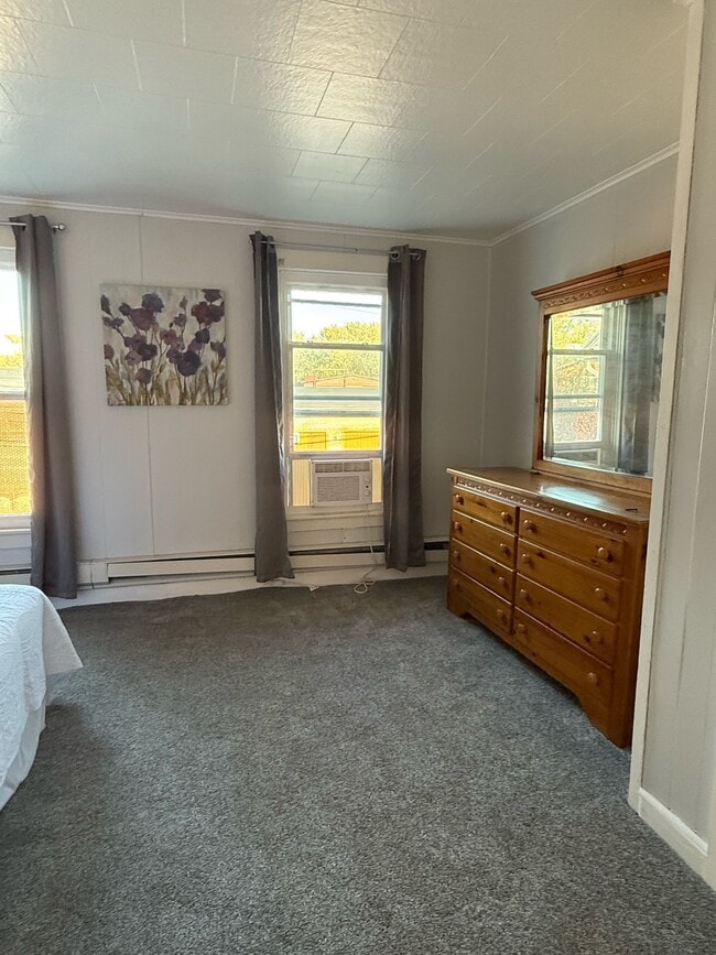 Building Photo - 115 N Water St