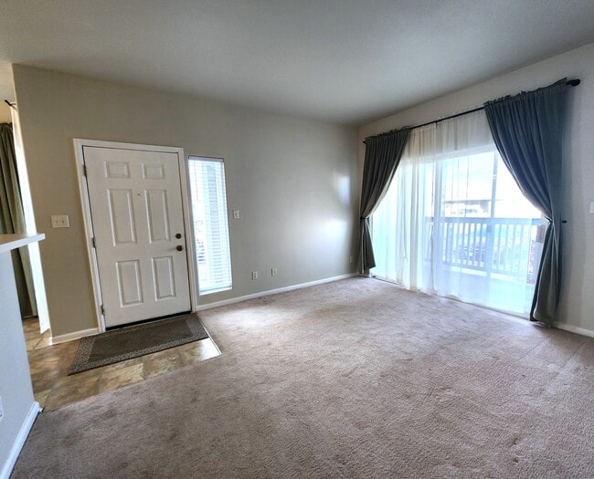 Building Photo - 3846 E Canyon Ranch Rd