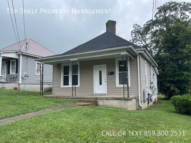 Building Photo - Quaint Two Bedroom House in Harrodsburg
