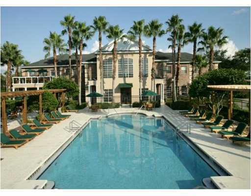 Building Photo - 2/2 Condo in Park Central, Millenia Area, Orlando