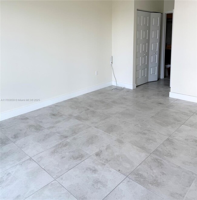Building Photo - 4636 NW 84th Ave