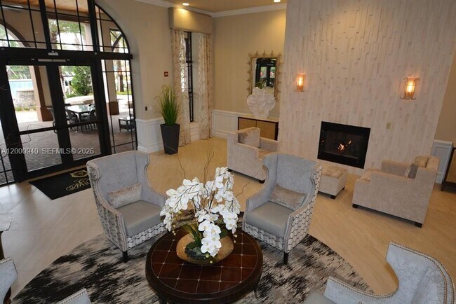 Building Photo - 8630 Lakeside Bnd