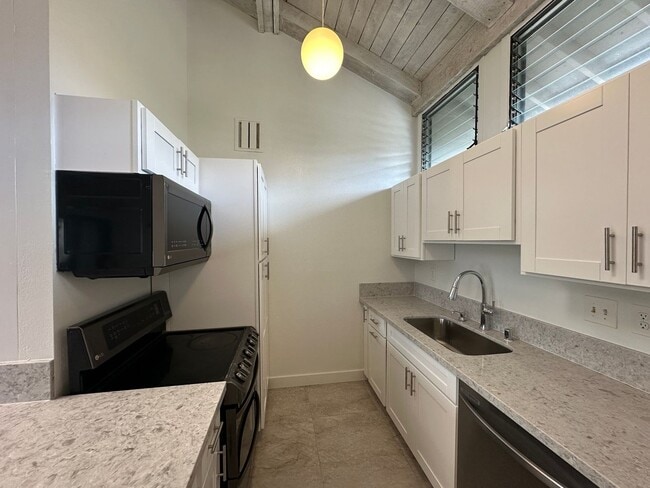 Building Photo - 45-995 Wailele Road