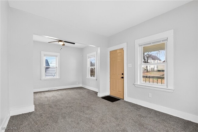 Building Photo - 9517 Prince Ave