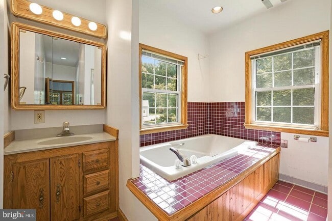 Building Photo - 2310 Cool Spring Rd