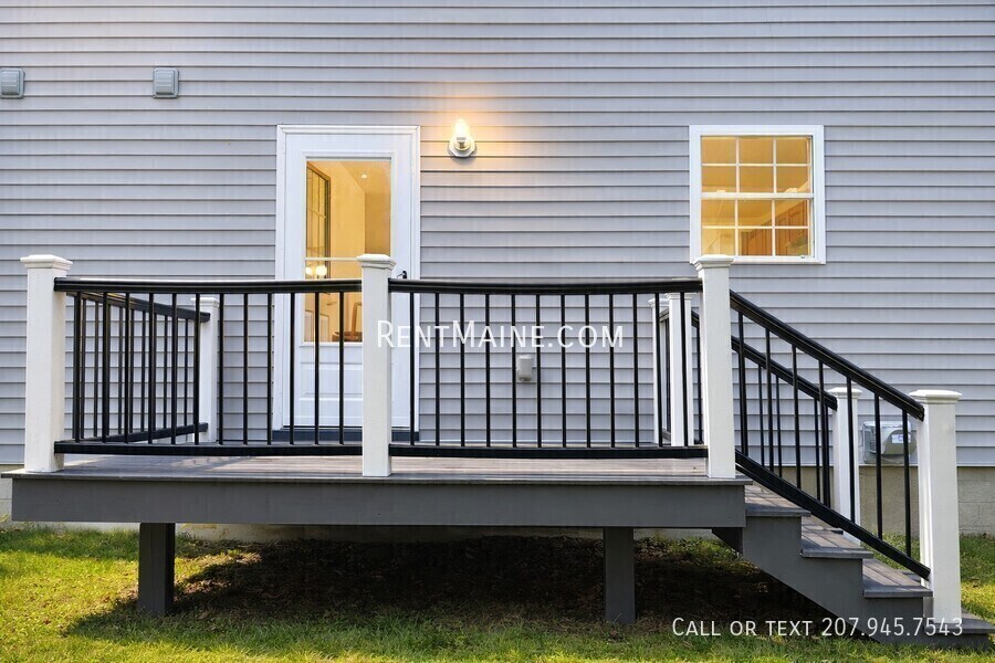 Building Photo - 1182 Ohio St