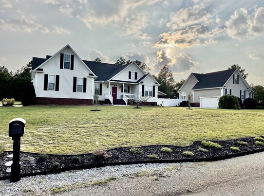 Primary Photo - 1571 Manchester Dr