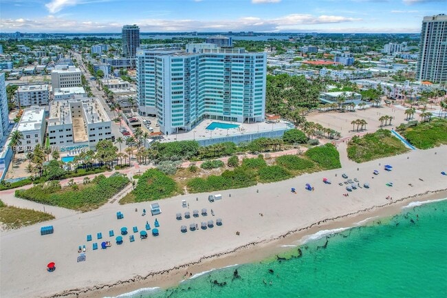 Building Photo - 7135 Collins Ave