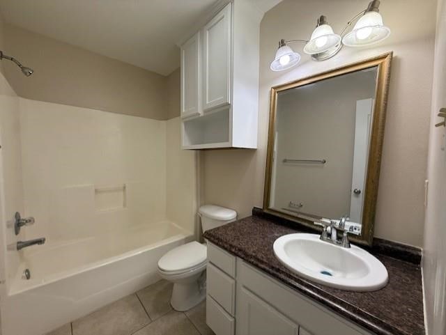 Building Photo - 2720 Camelot Dr