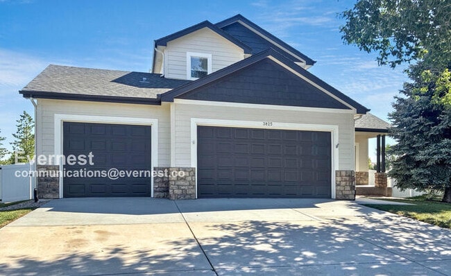 Primary Photo - 3825 Mt Oxford St