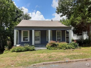 Building Photo - 2 Bedroom home