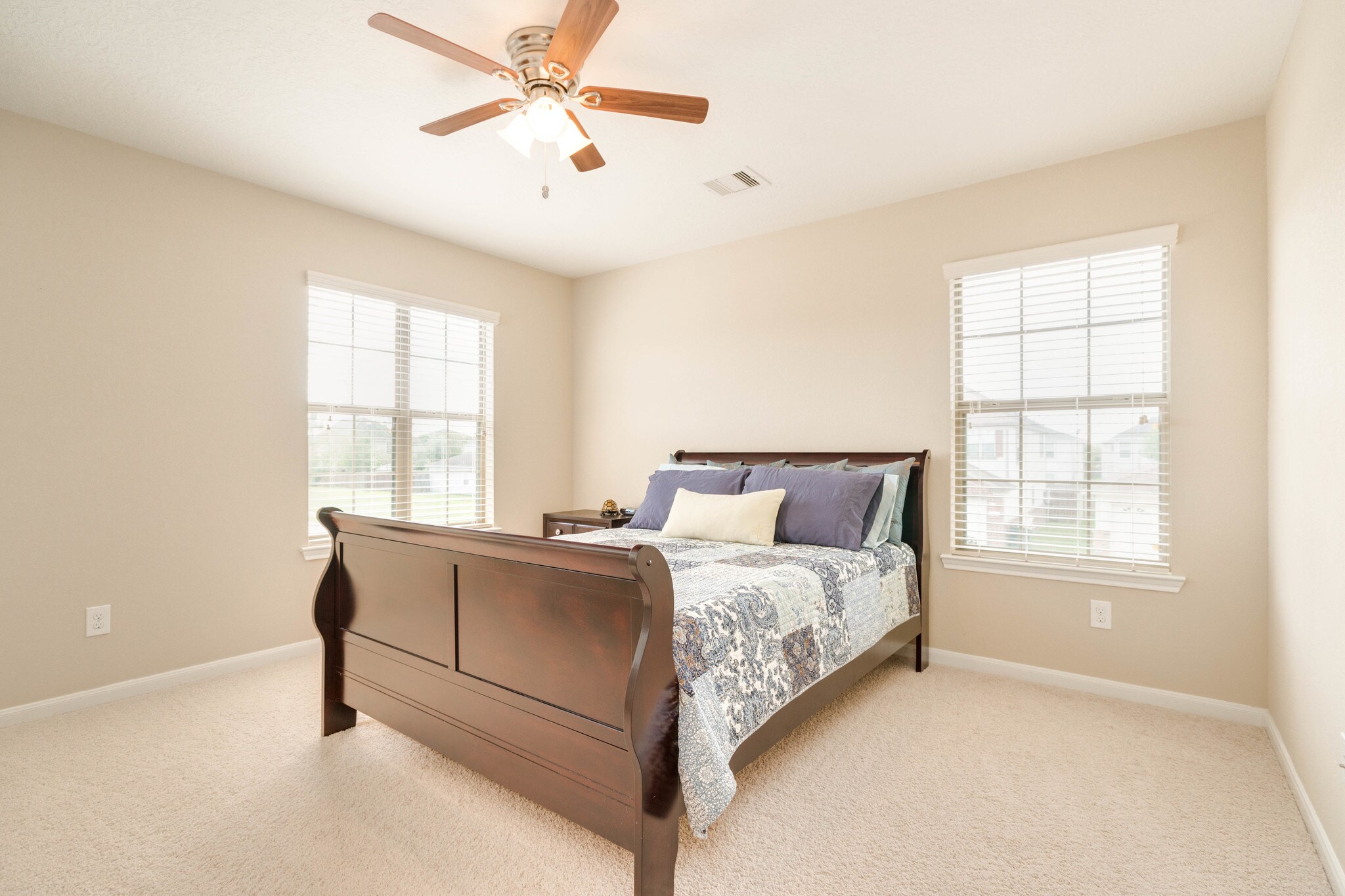 Guest bedroom 2 - 2635 Skyview Knoll Ct