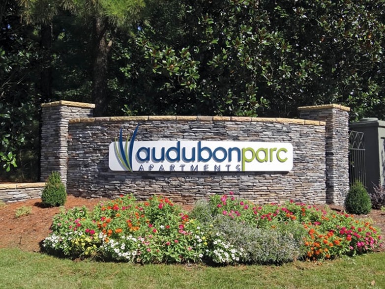 Entrance Sign - Audubon Parc