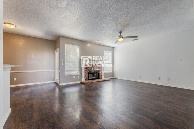 Building Photo - Recently Updated Plano Property with Modern Features and Serene Surroundings