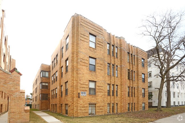 Primary Photo - Cook Apartments