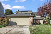 Building Photo - 7273 Shoreline Dr