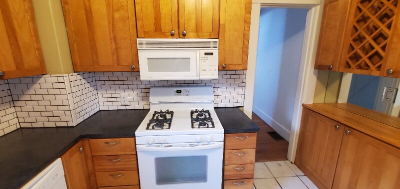 Building Photo - 4703 Fremont Ave N