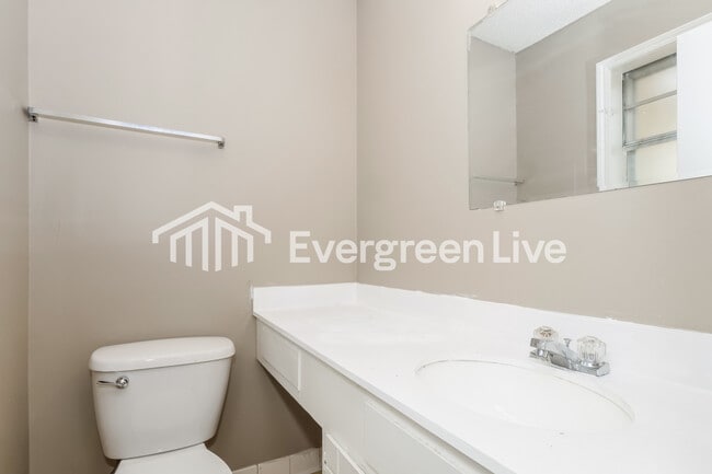 Building Photo - 5343 Cosmos Cove