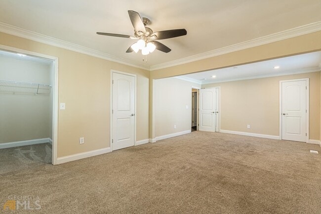 Building Photo - 1136 Wyland Dr SW