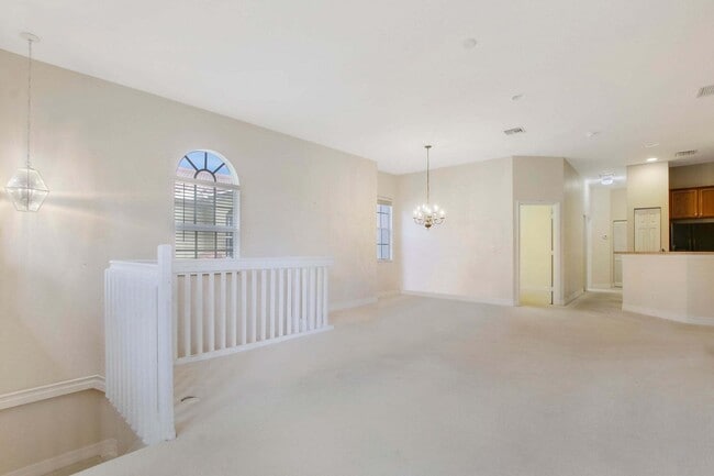 Building Photo - 4921 Bonsai Cir