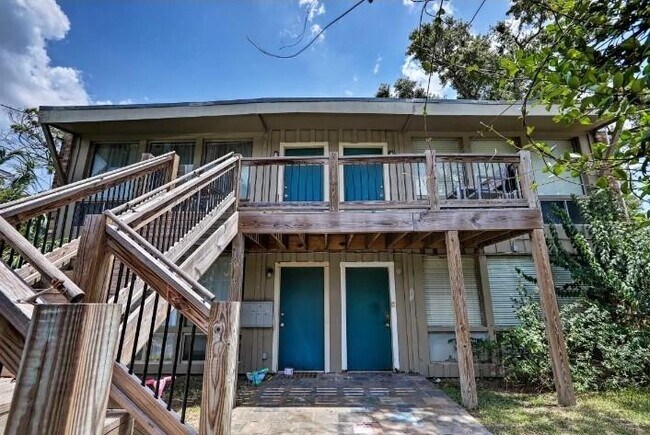 Primary Photo - 2513 Driscoll St