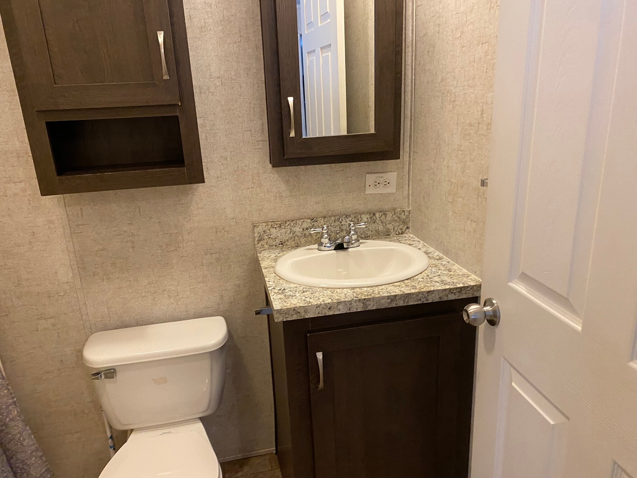 Building Photo - 2132 Pacific Dr