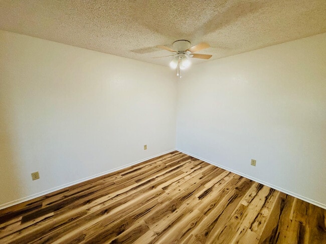 Building Photo - 42755 40th St W