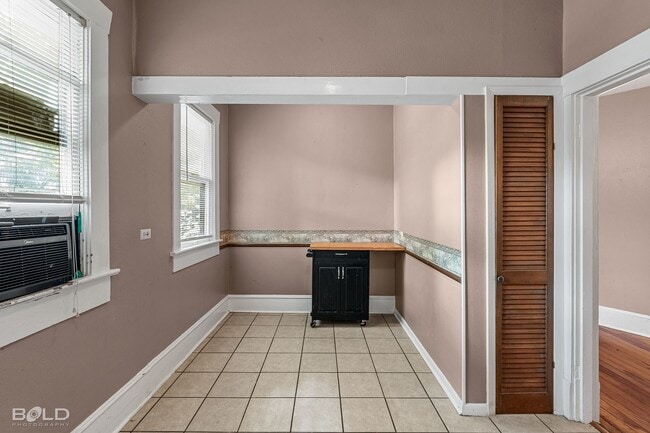 Building Photo - 411 Rutherford St