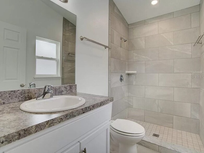 Master Bathroom View 1 - 1037 Cass Ave