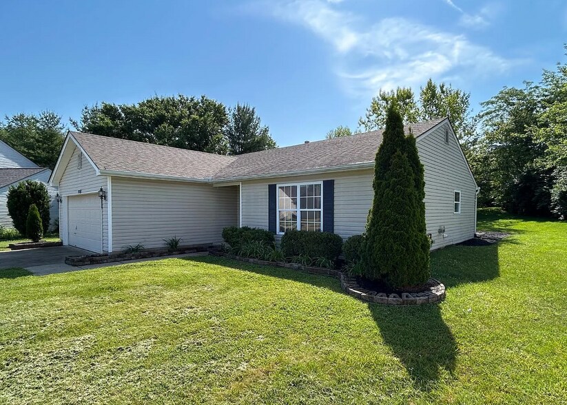 Building Photo - 573 Hearthstone Ct