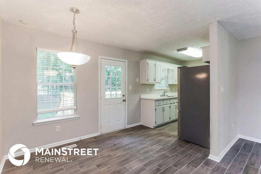 Building Photo - 260 Cottonwood Loop