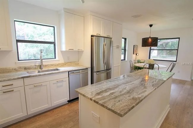 Building Photo - Fully Renovated Home in Prime Tampa Location with Fenced and Private Yard! 3bed |1.5 bath