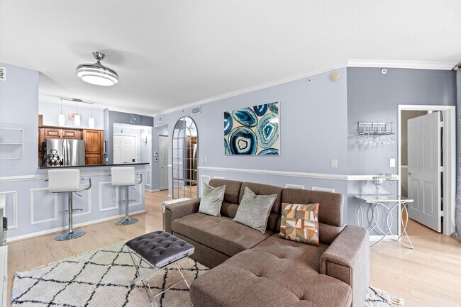 Building Photo - 802 W Windward Way