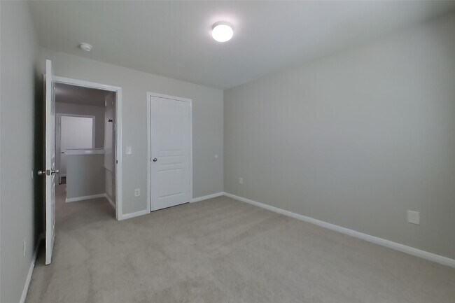 Building Photo - 10115 Dawson Hill Lane