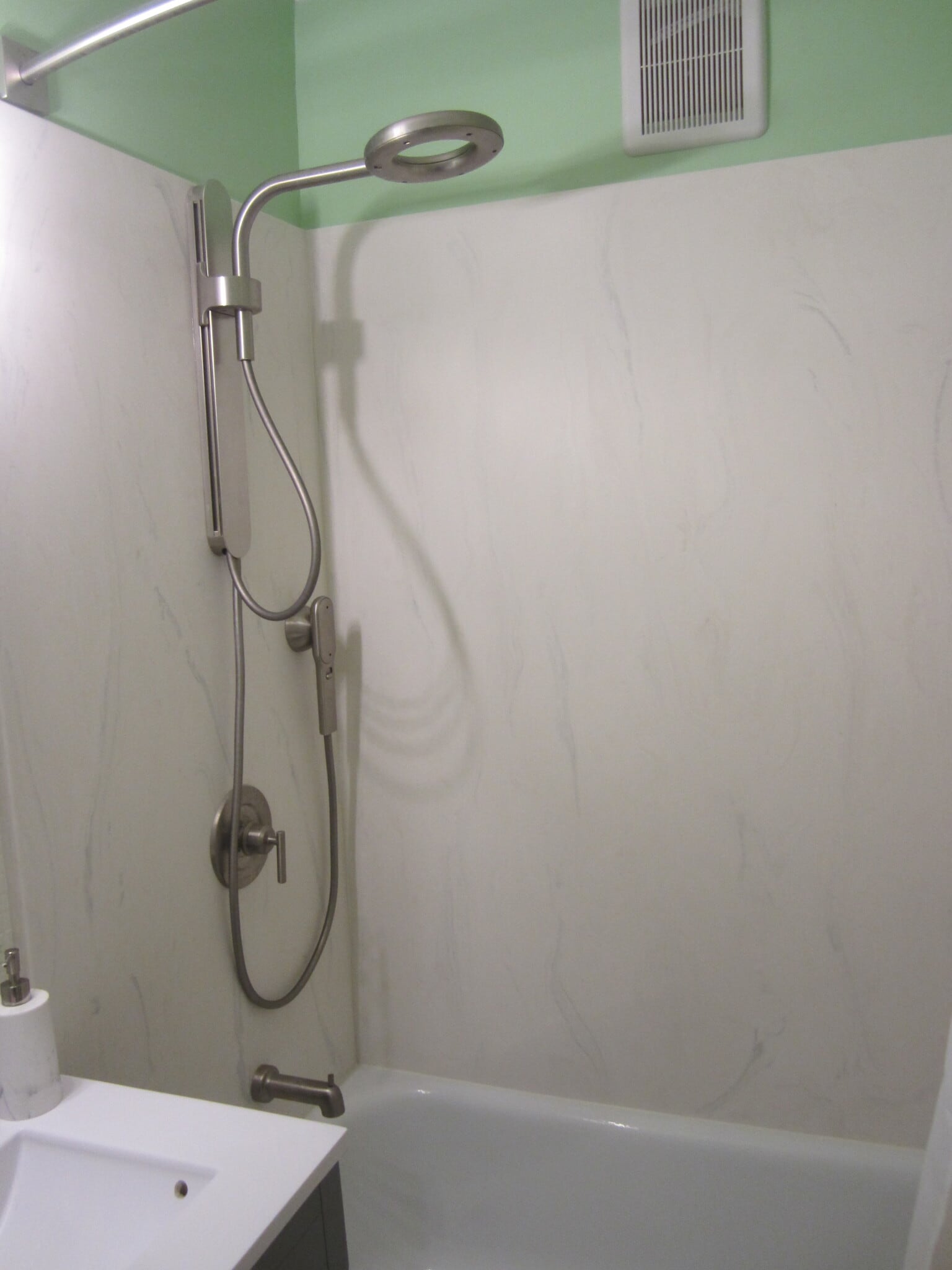Marble tub surround - 4538 Colfax Ave N