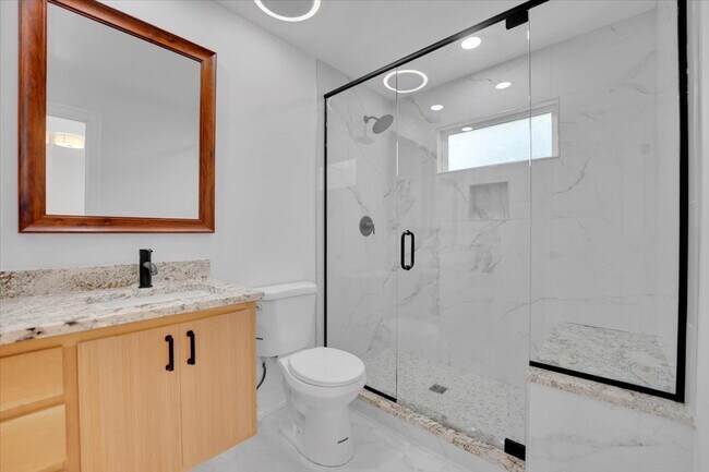 Master bath - 101 Devonshire Rd