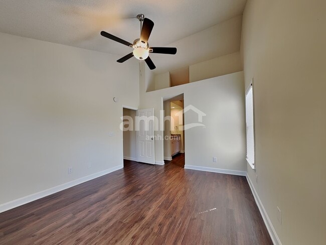 Building Photo - 6012 Eaglesfield Dr