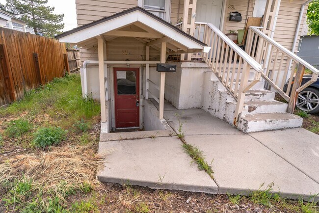 Building Photo - EN331 Malaga Ave