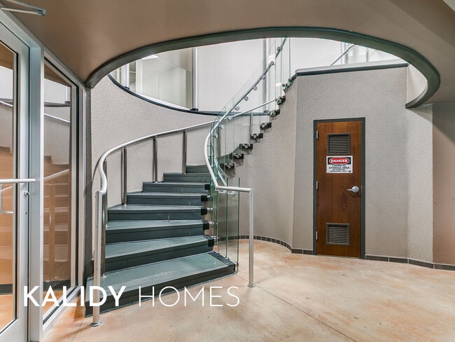 Building Photo - 5900 Mosteller Dr