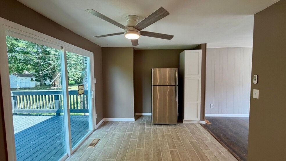 Building Photo - 104 Finwood Dr