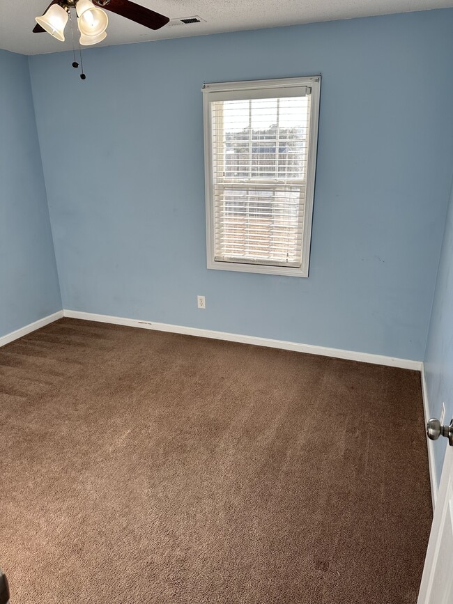 Building Photo - 113 Byrum Run