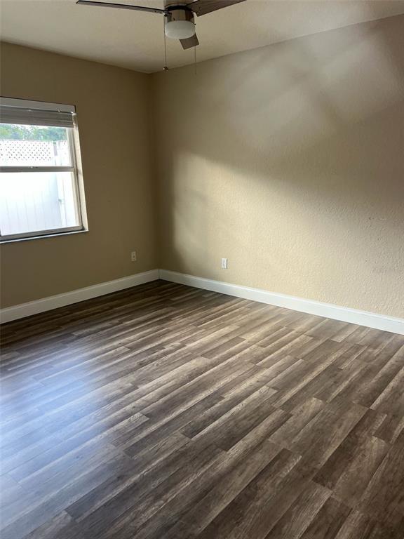 Building Photo - 8010 Woodvine Pl